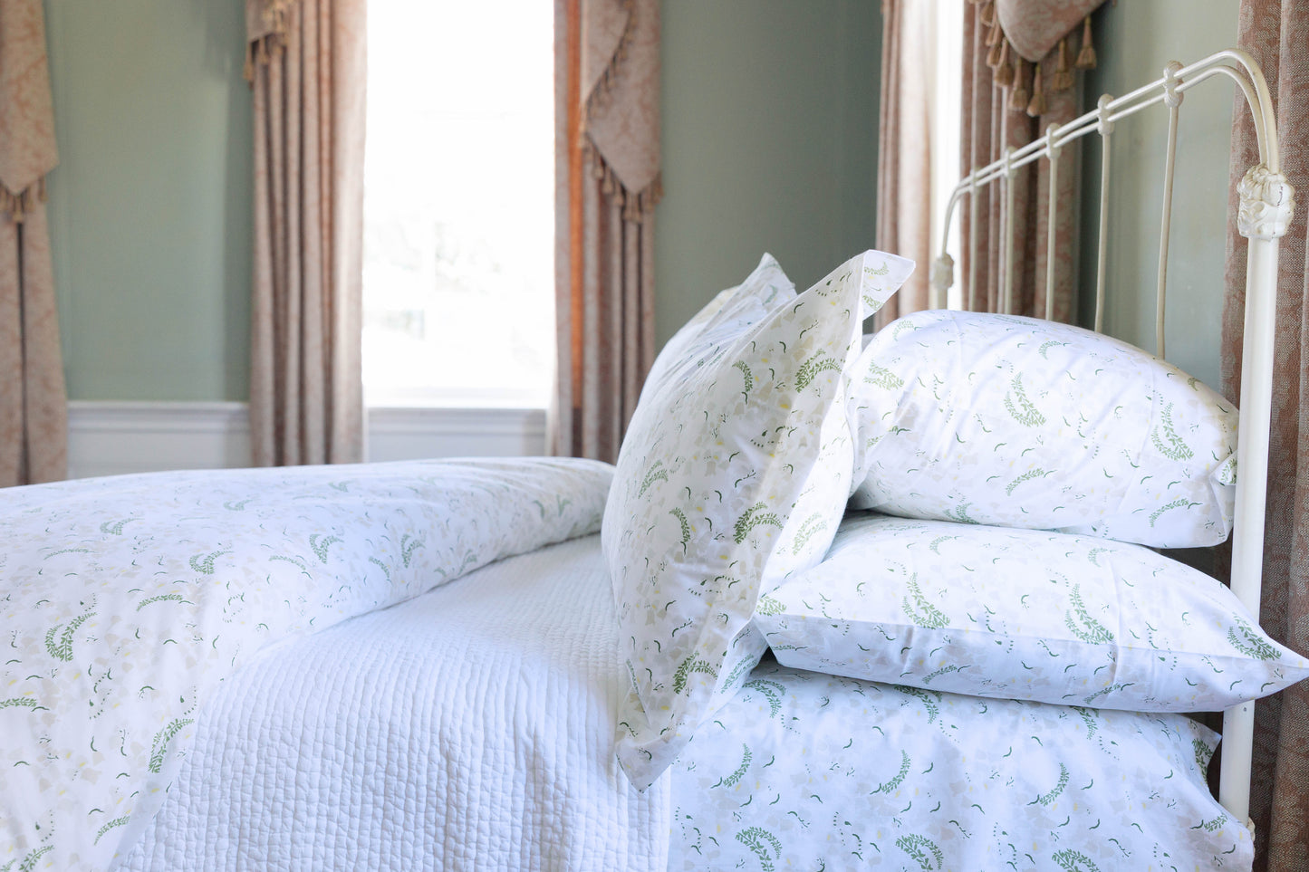 Lily of the Valley Fitted Sheet