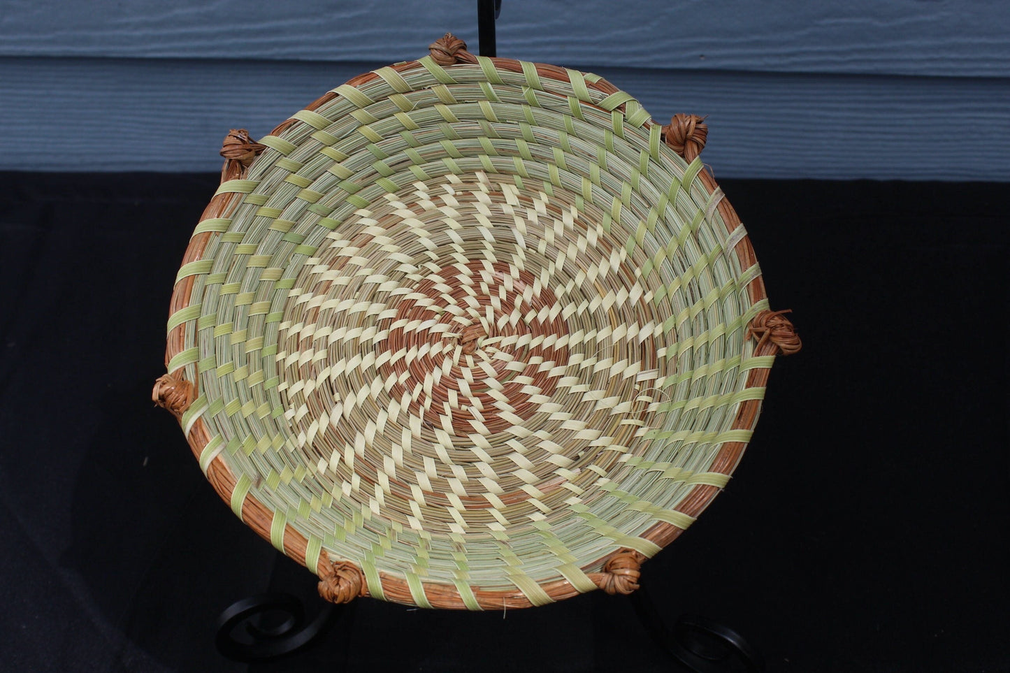 Gullah Love Sweetgrass Hand woven Basket made in Charleston South Carolina with love knots Wedding gift lowcountry housewarming hostess gift