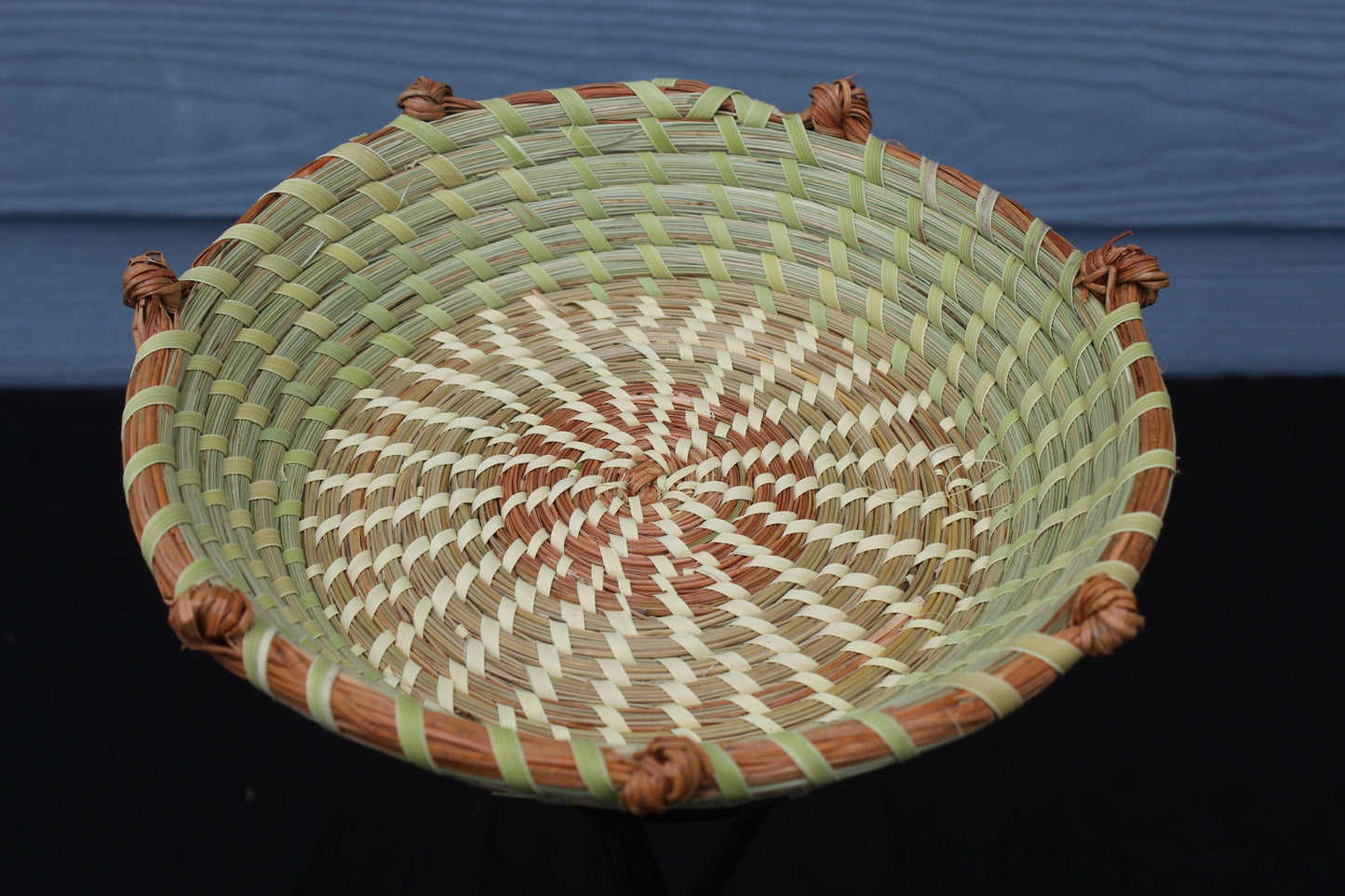 Gullah Love Sweetgrass Hand woven Basket made in Charleston South Carolina with love knots Wedding gift lowcountry housewarming hostess gift