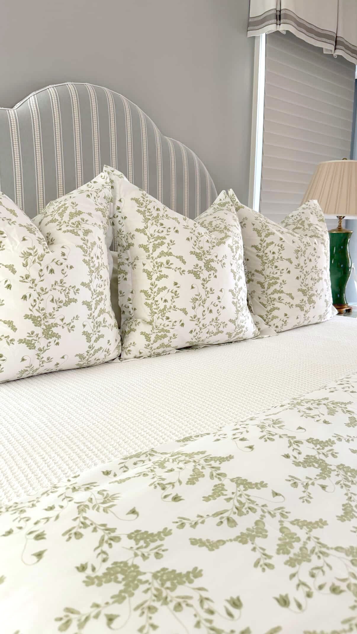 Ruth in Green Sheet Set