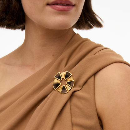 Arya Brooch
