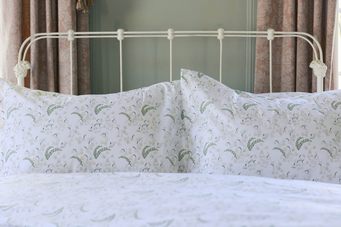 Lily of the Valley Fitted Sheet
