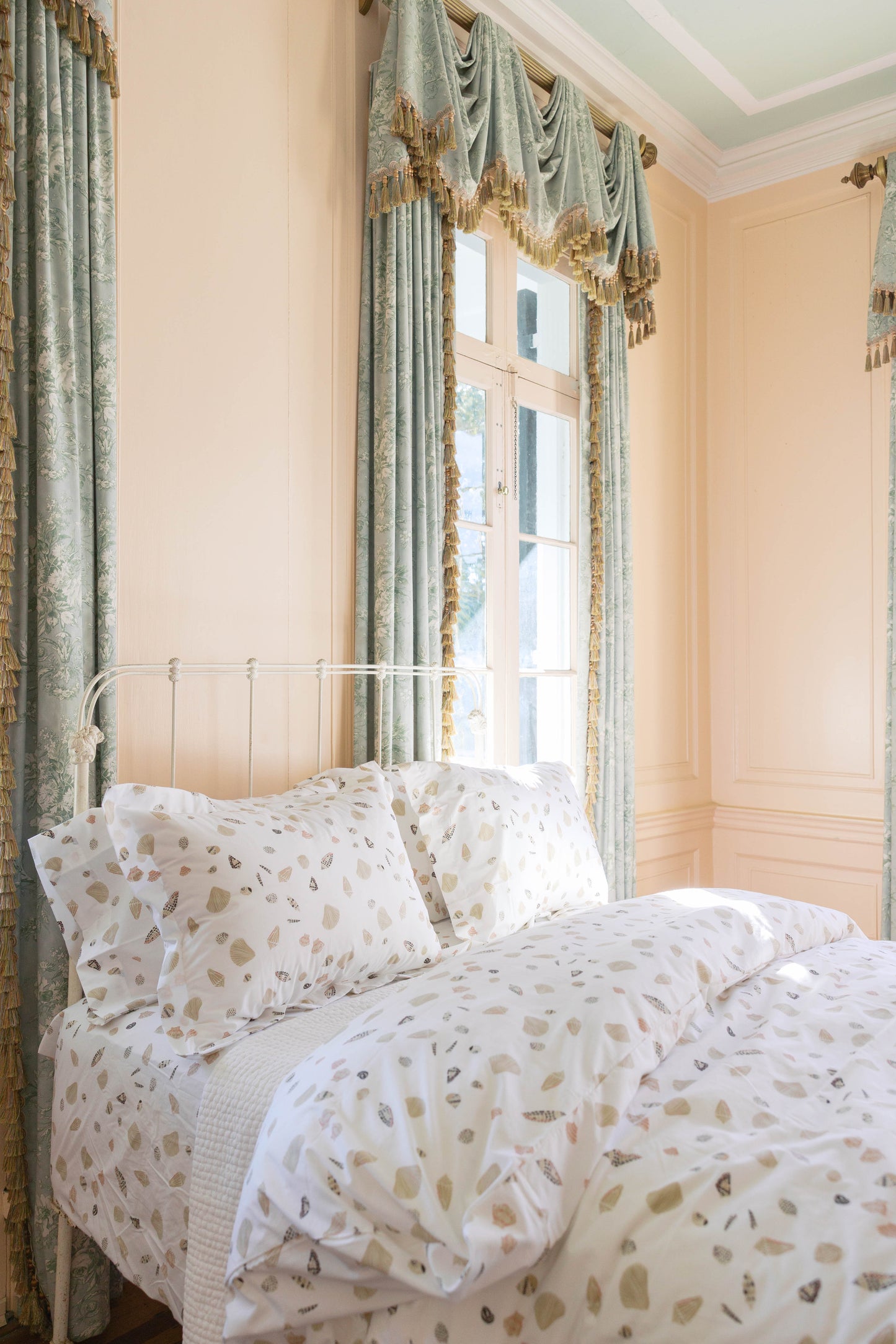 Shells Bundle Pillow Sham