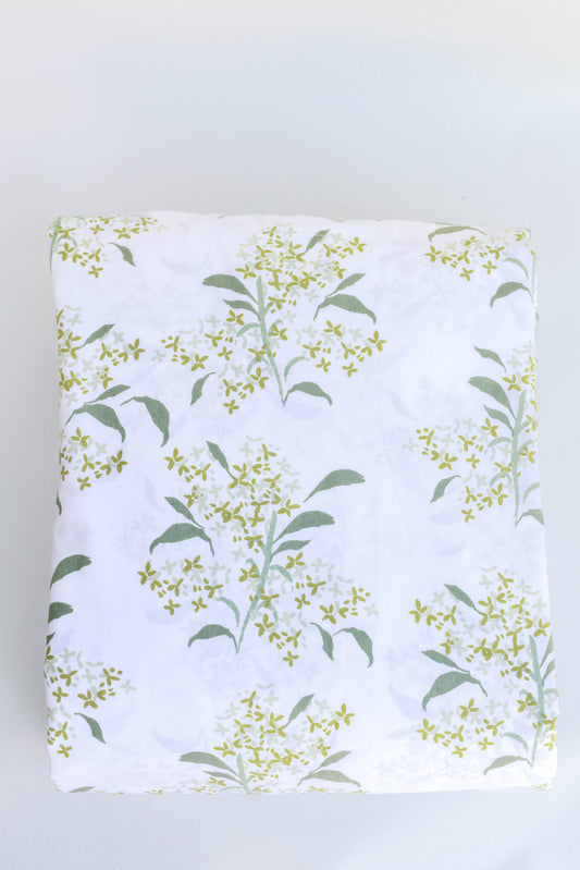 Lilac in Green Crib Sheet