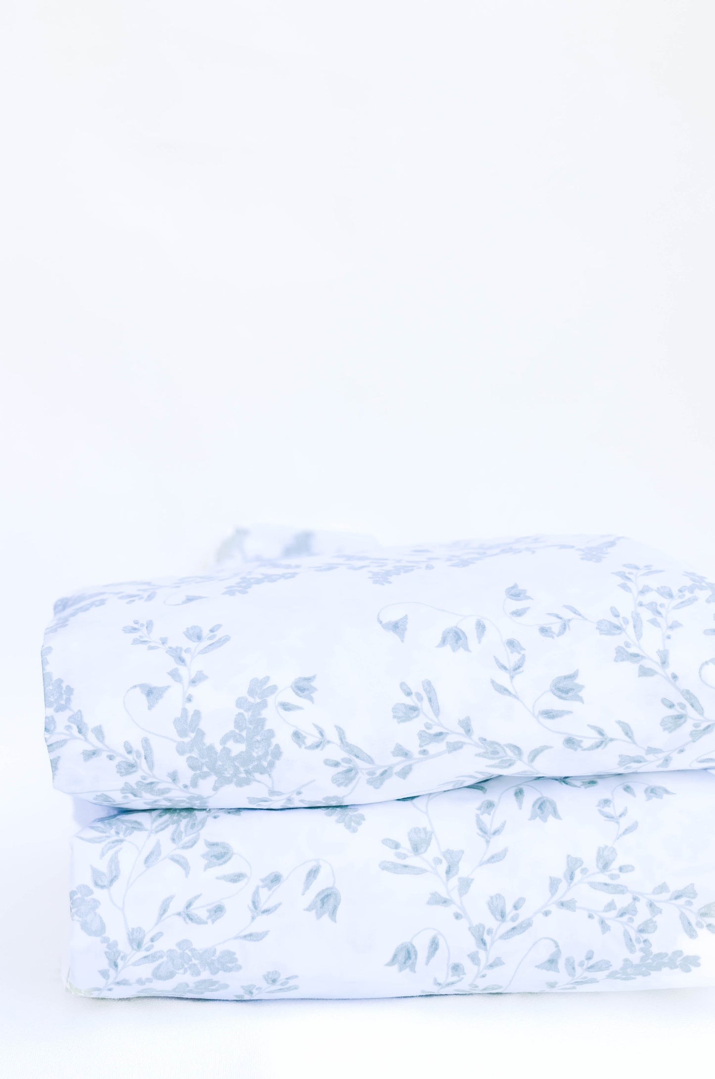 Ruth in Blue Sheet Set