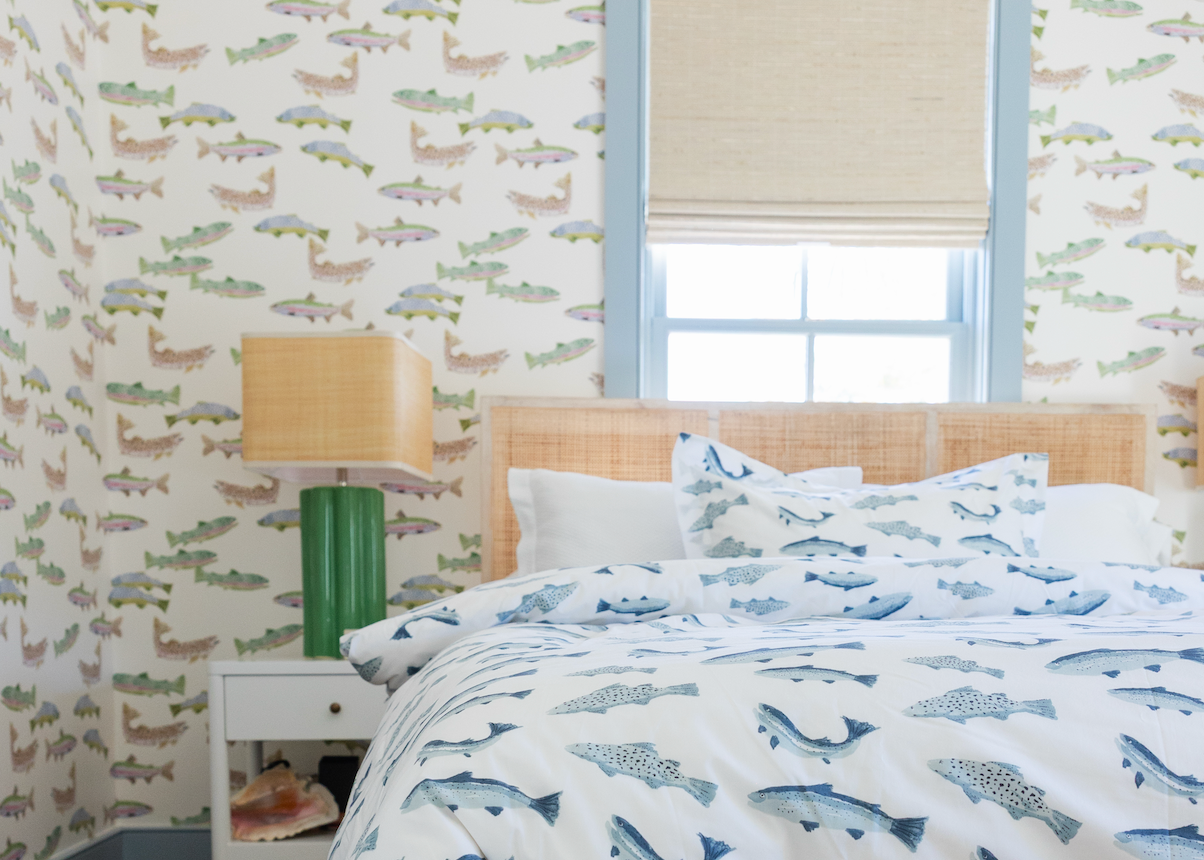 Tight Lines in Cream Wallpaper